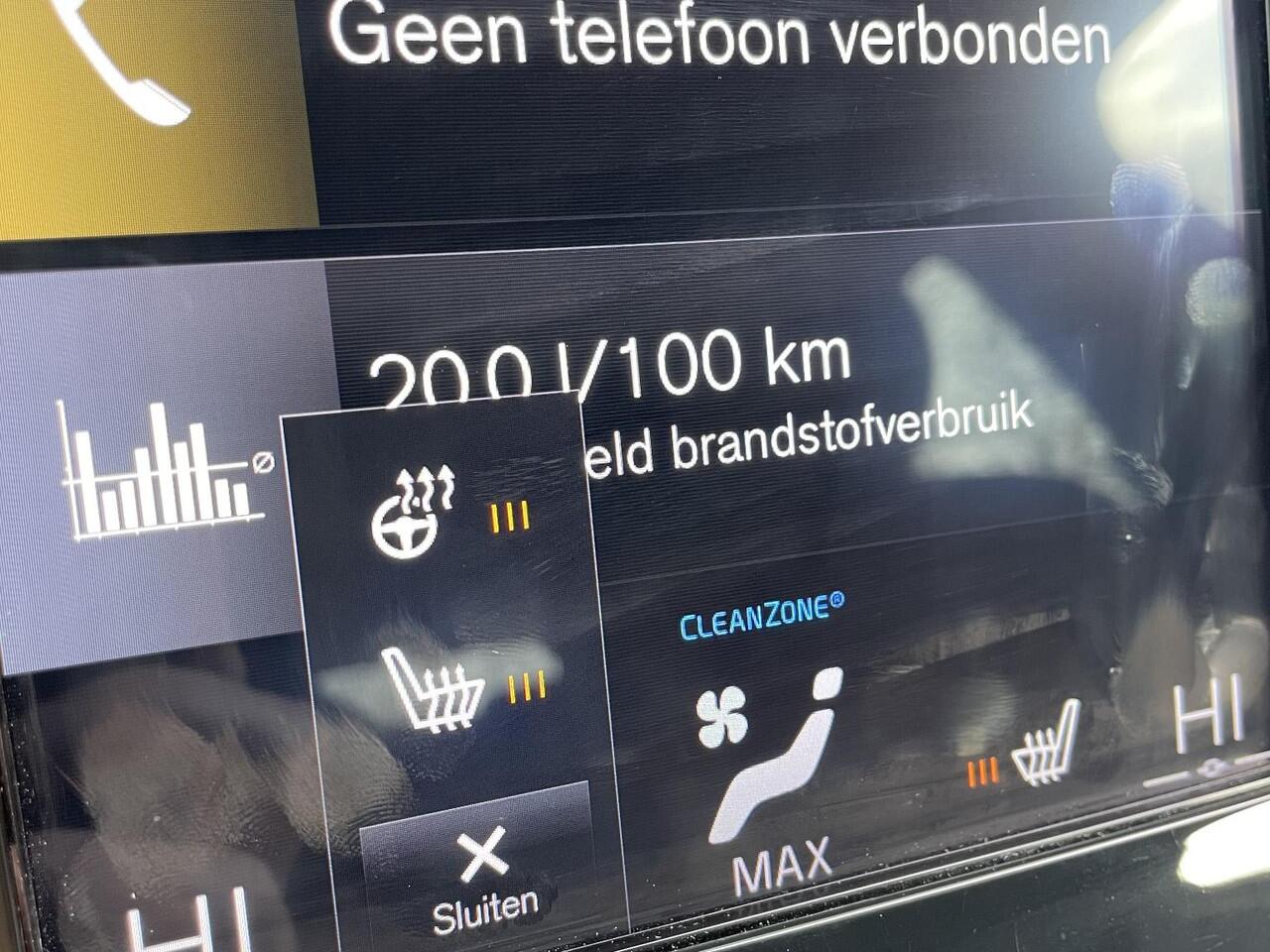 Volvo V60 2.0 T6 Twin Engine AWD Inscription l Vos geleverd l 100% Vos onderhouden l