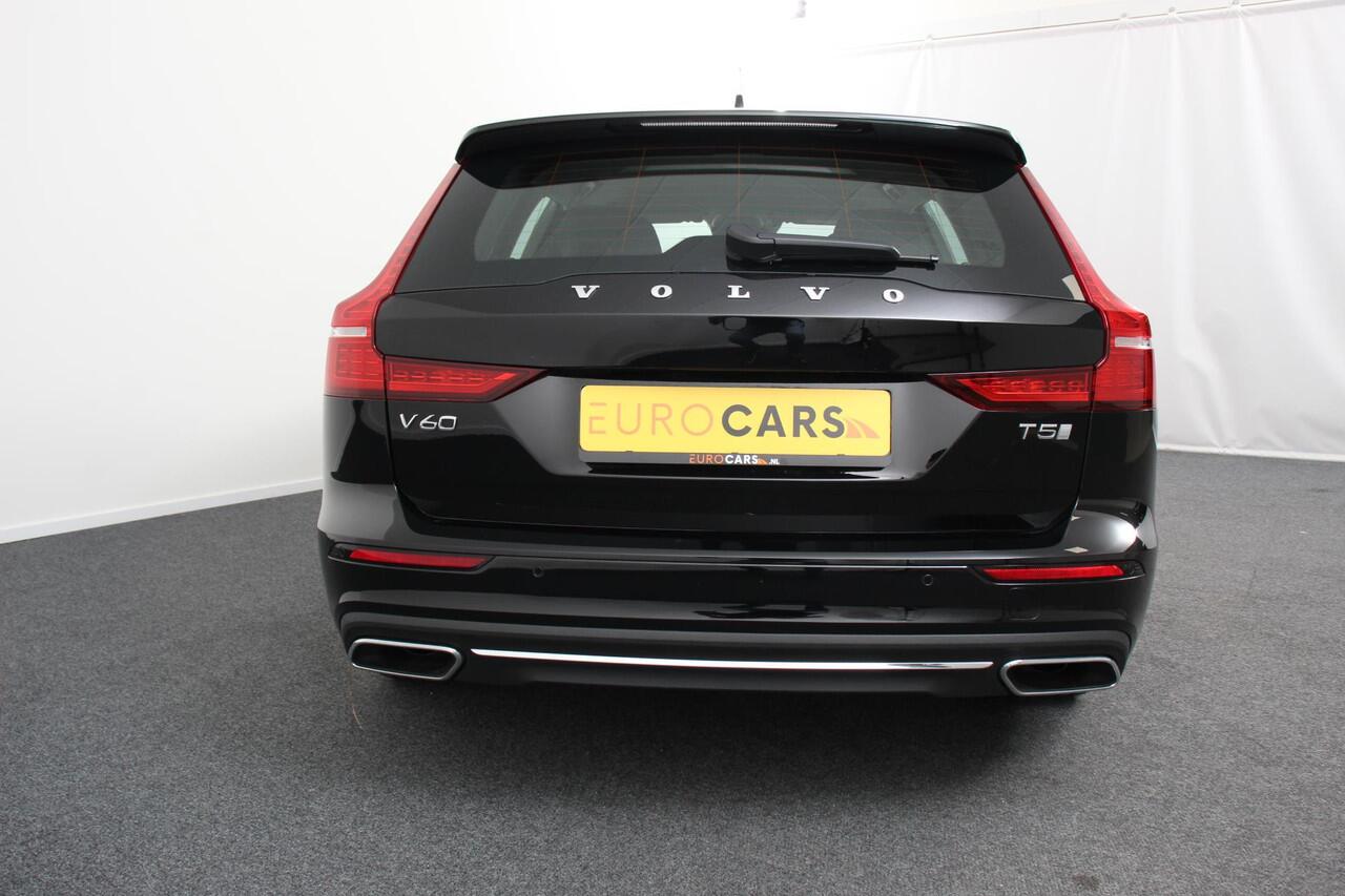 Volvo V60 2.0 T5 250pk Automaat Inscription Navigatie Apple Carpla/Android Auto Climate control Leder Parkeer sensoren Virtual Cockpit |Lichtmetalen velgen 18"