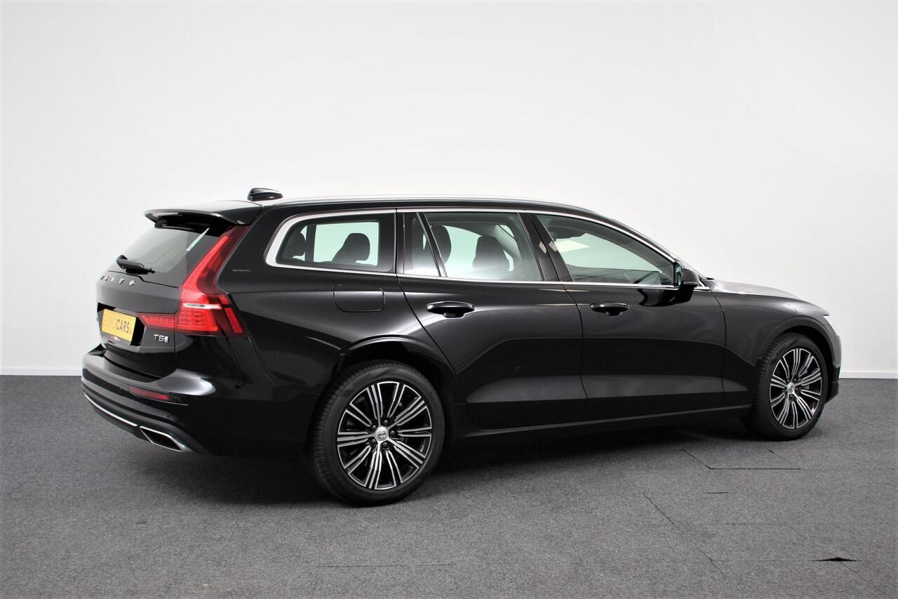 Volvo V60 2.0 T5 250pk Automaat Inscription Navigatie Apple Carpla/Android Auto Climate control Leder Parkeer sensoren Virtual Cockpit |Lichtmetalen velgen 18"