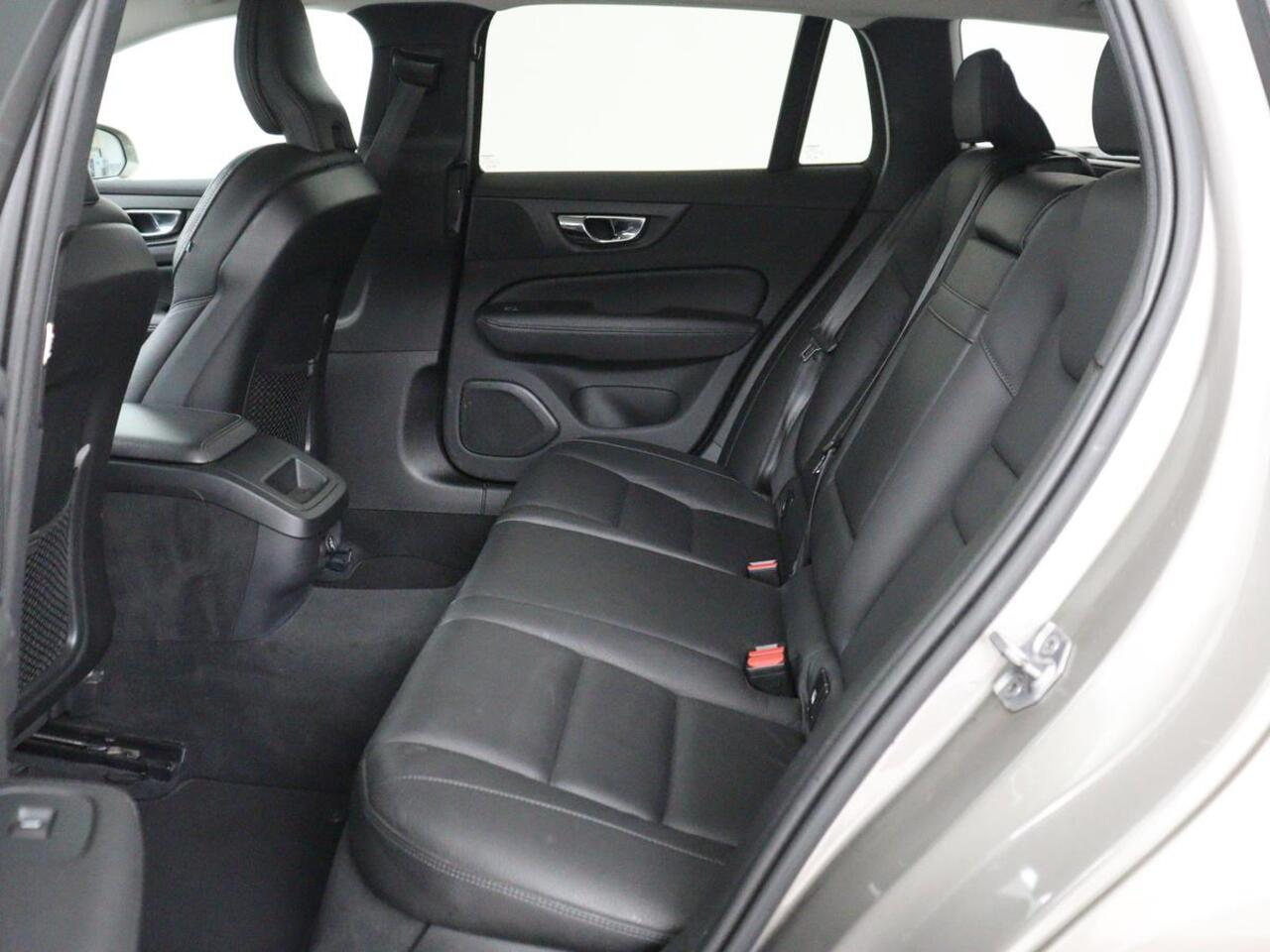 Volvo V60 2.0 T5 Inscription | Trekhaak | Leder | Stoel & Stuurverwarming | Navigatie | Carplay | Harman/Kardon | LED