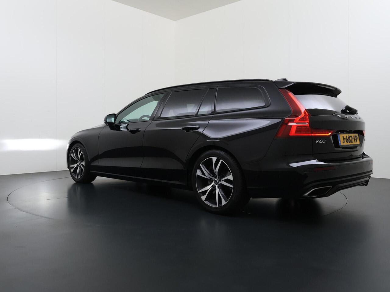 Volvo V60 2.0 T5 R-Design Trekhaak/AdaptiveCruise/Polestar etc.