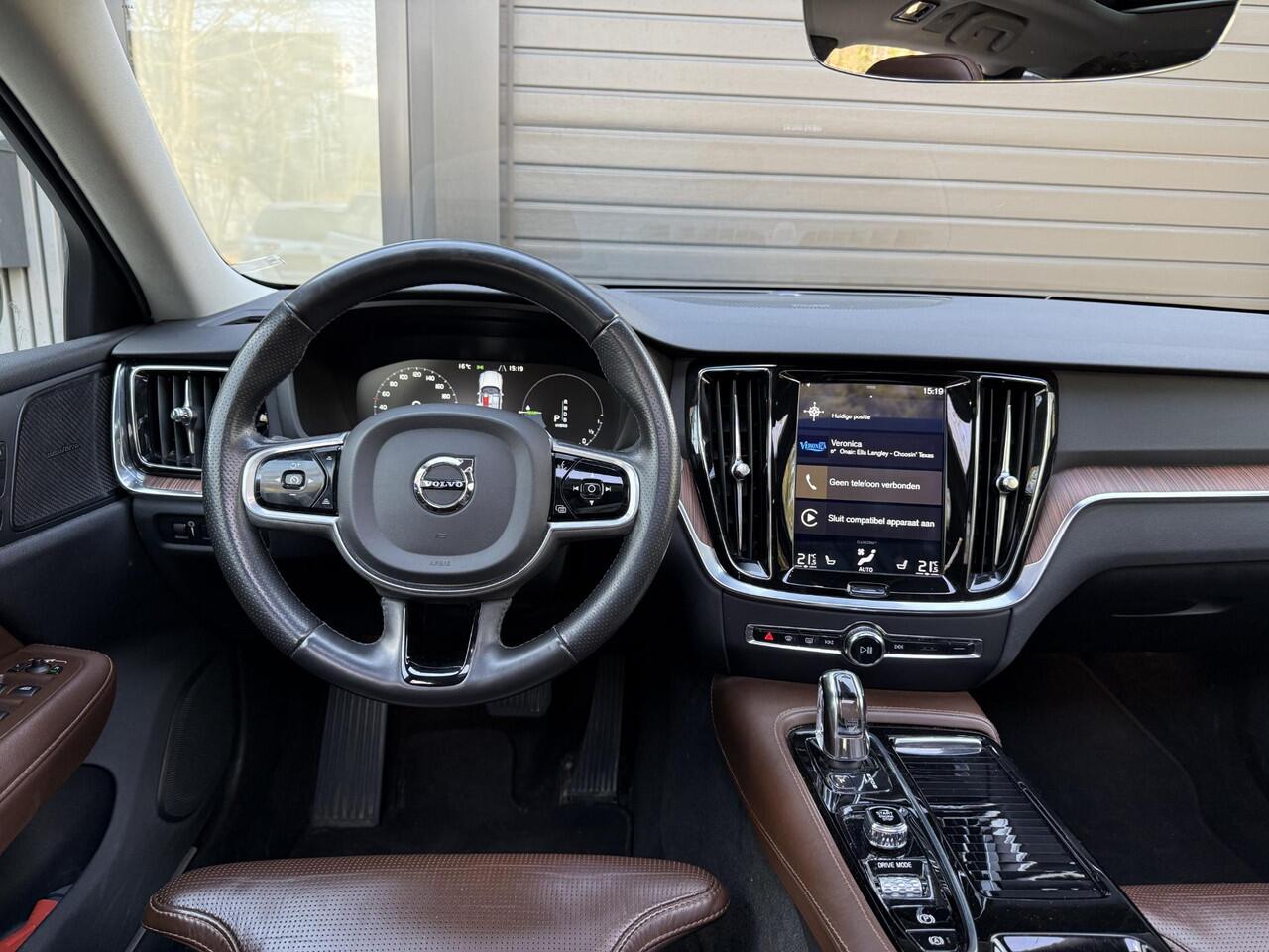 Volvo V60 2.0 T8 Twin Engine AWD Inscription