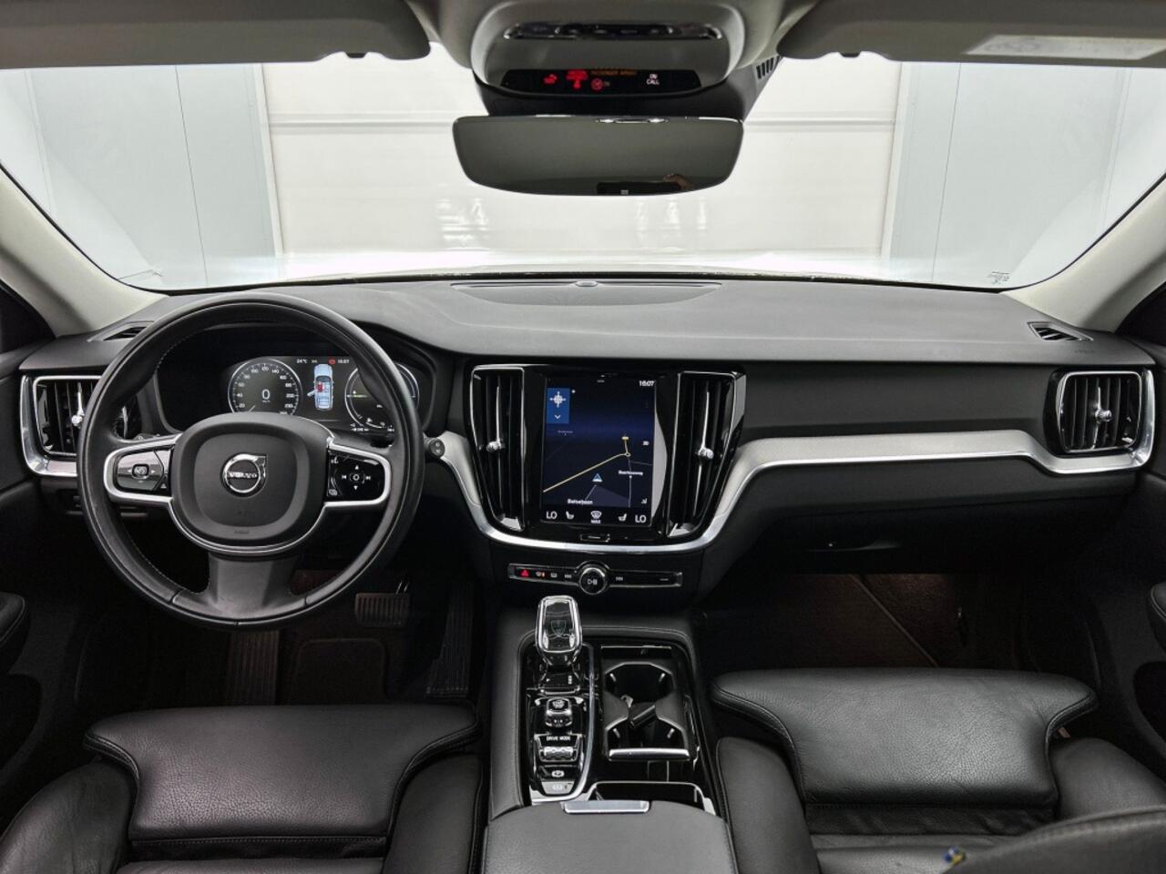 Volvo V60 2.0 T6 Inscription | Camera | Pilot Assist | BLIS |