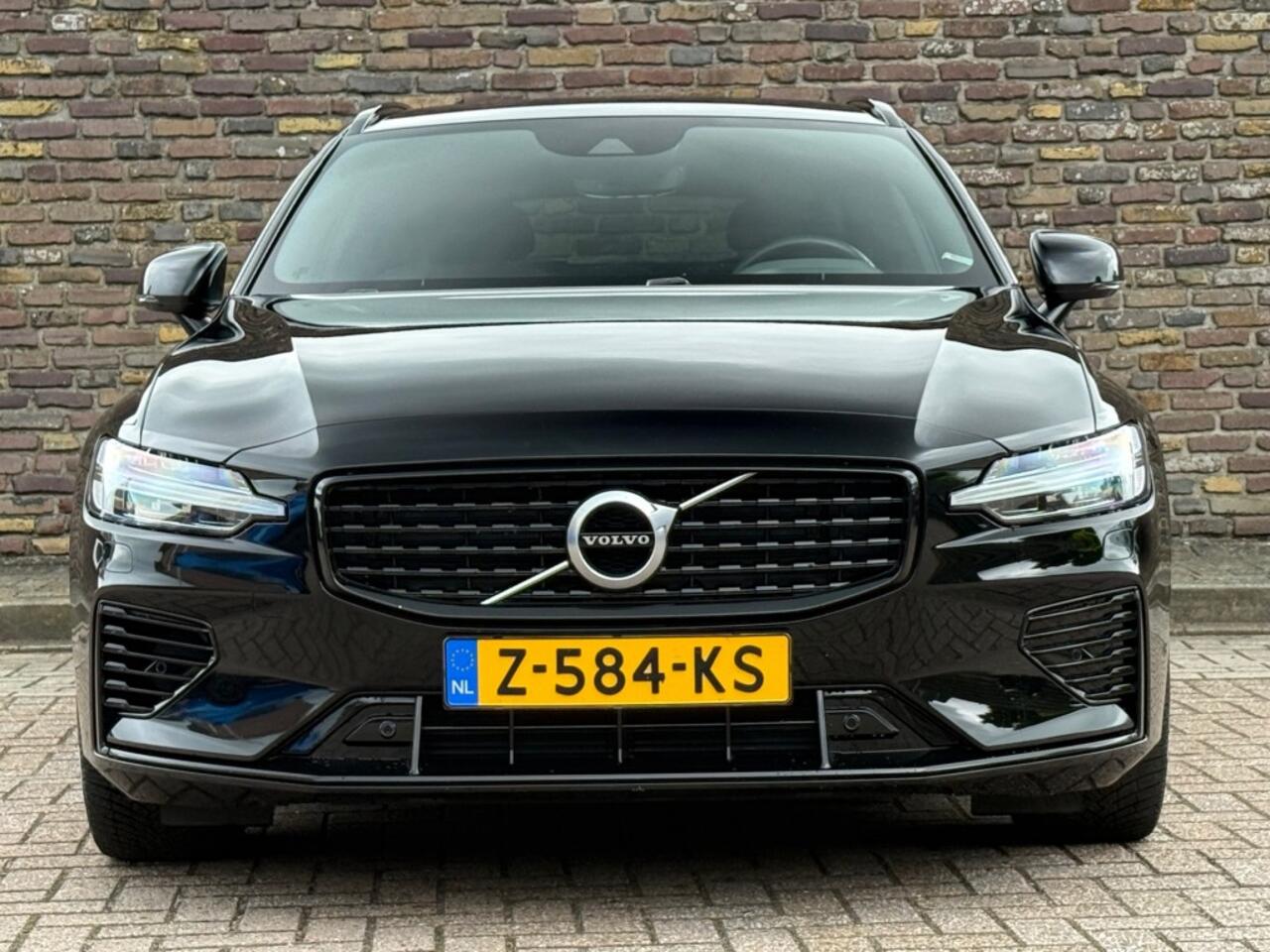 Volvo V60 2.0 T8 AWD Recharge R-Design Camera
