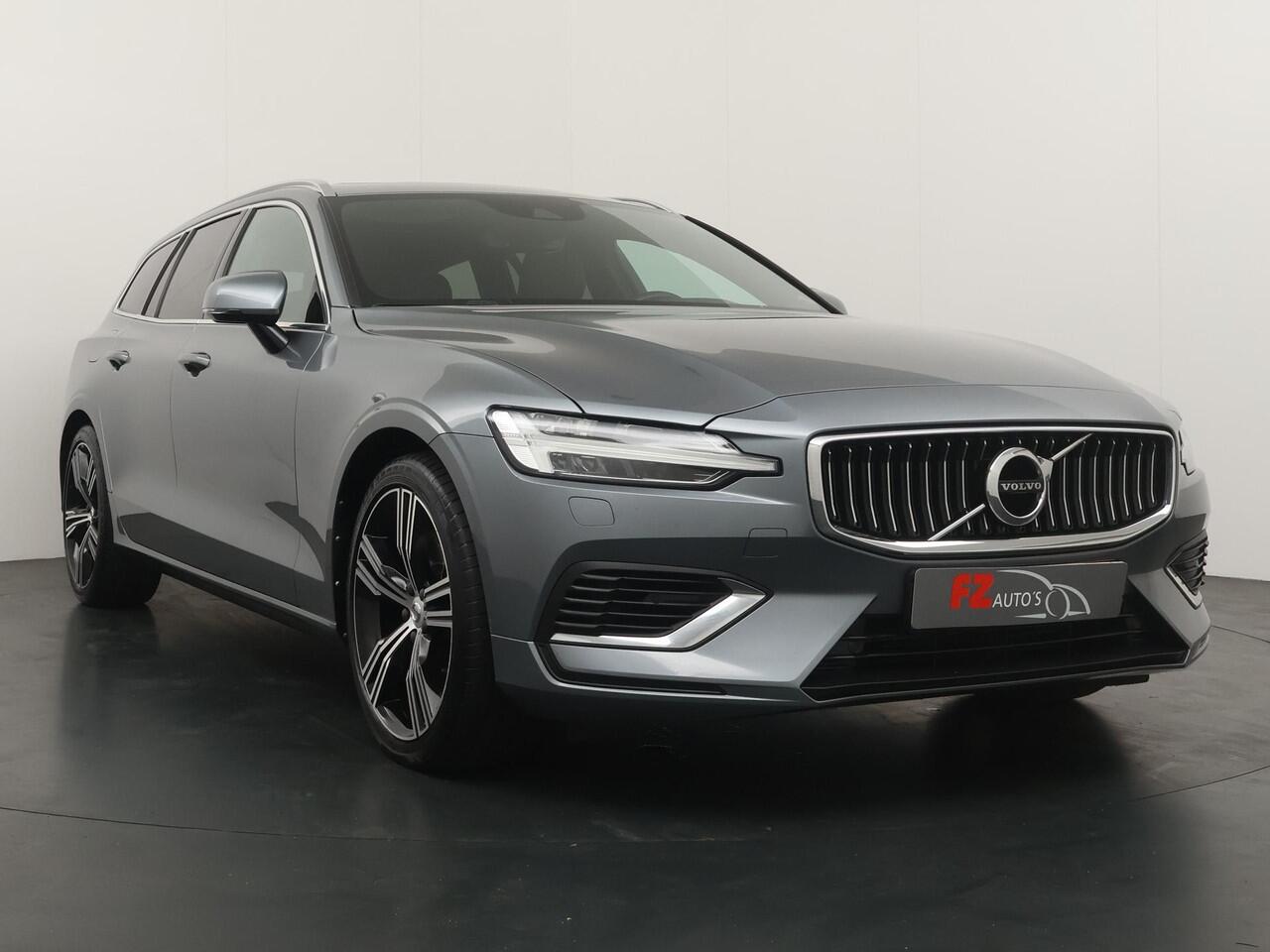 Volvo V60 2.0 T6 Twin Engine AWD Inscription PHEV - Schuifdak - Lederen bekleding - Massage stoelen - Wegklapbare trekhaak