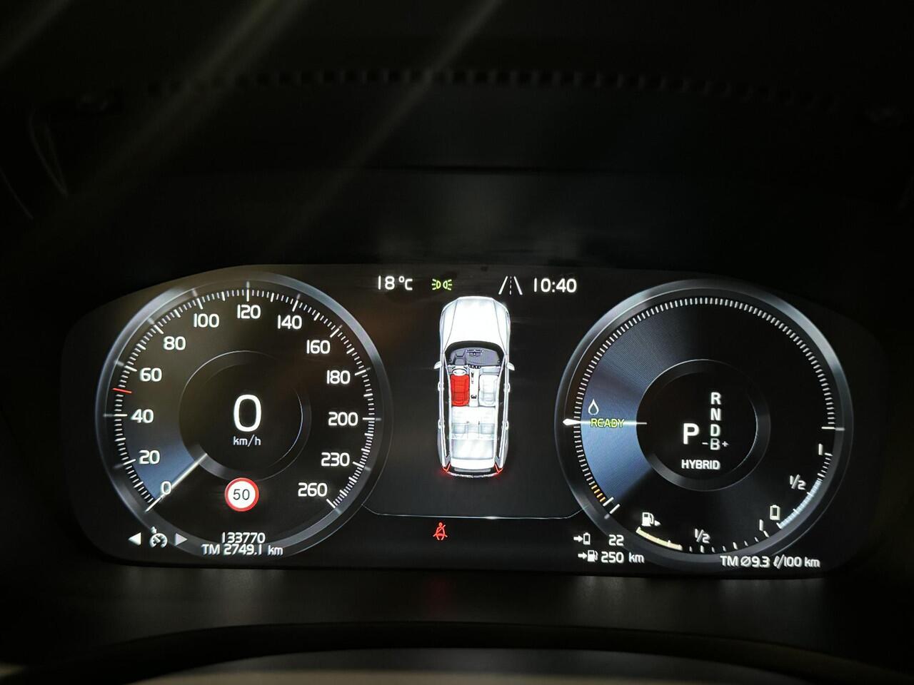 Volvo V60 2.0 T6 Twin Engine AWD Momentum Pro Aut. | navi | carplay | trekhaak | SOH 94% |