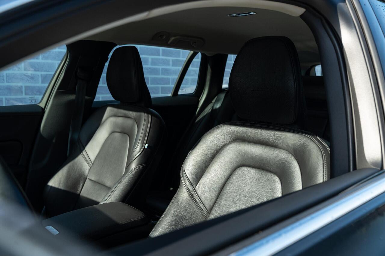 Volvo V60 T8 390 pk Plug-in Hybride AWD Inscription | Trekhaak 2000kg | Parkeercamera | Cruise Control | Stoel-/Voorruitverwarming | Apple CarPlay & Android Auto | Navigatie |