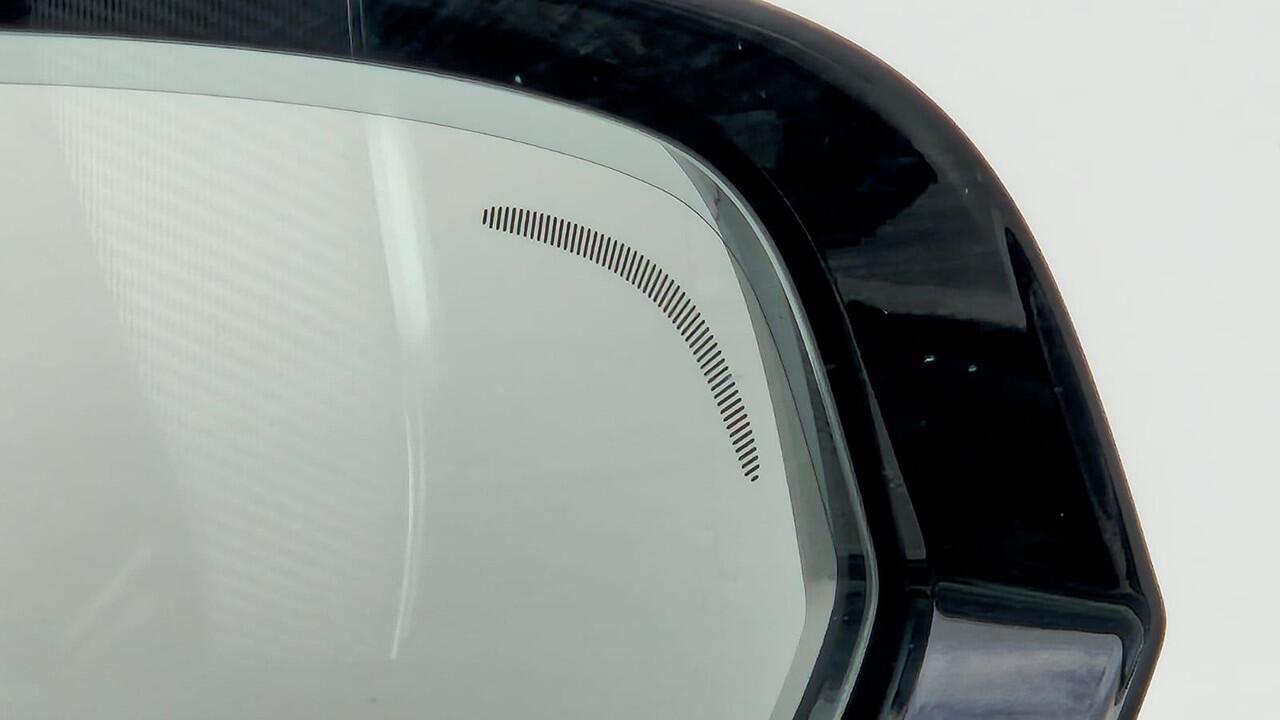 Volvo V60 2.0 T6 Twin Engine AWD R-Design 18" Wielen - Park Assist - Intellisafe Surround - Climate - Audio Line - Privacy Glass - Stoel memory Bestuurder