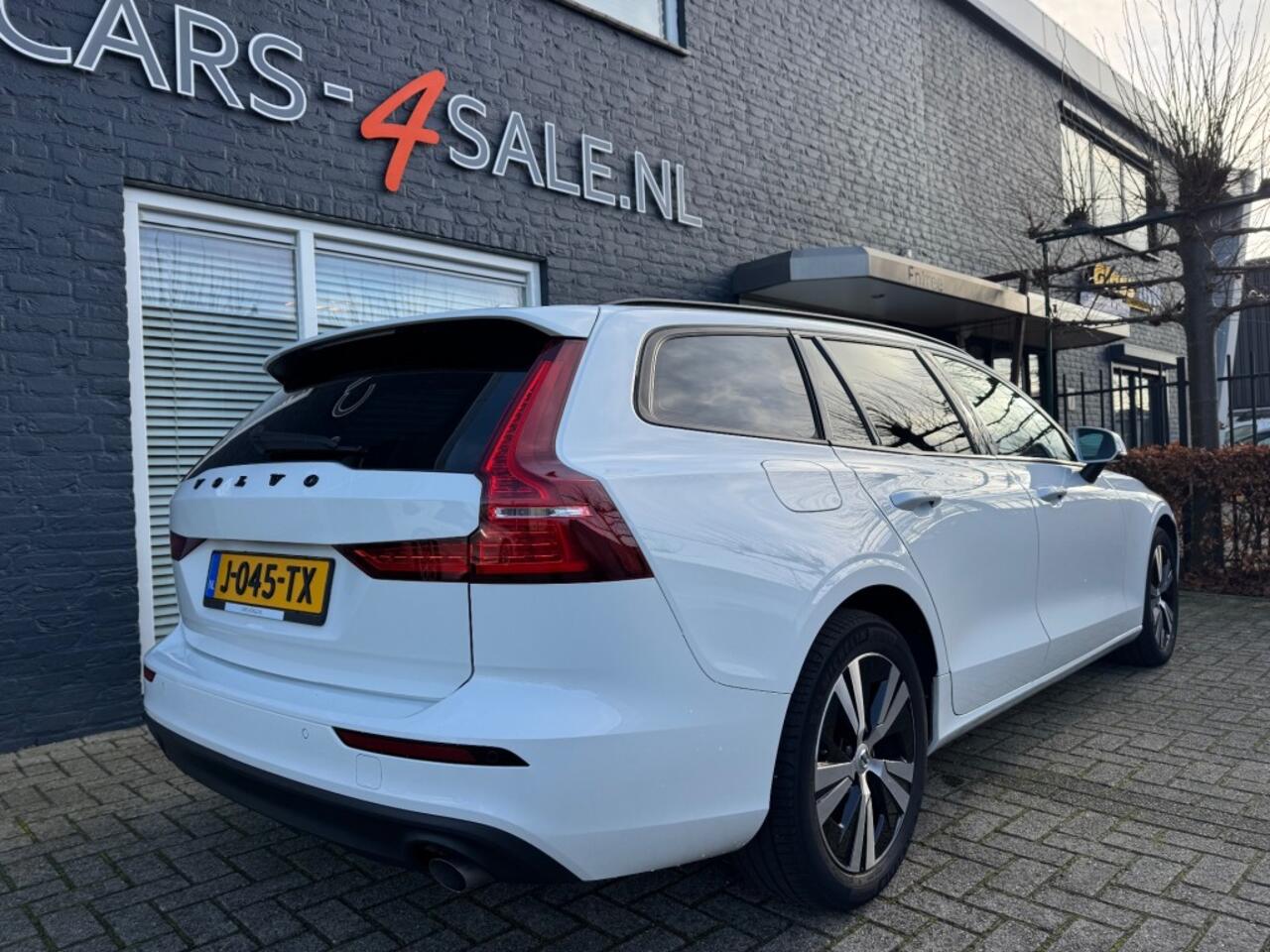 Volvo V60 2.0 B3 Autom Advantage + Led + Lmv + Navi + D-Glas
