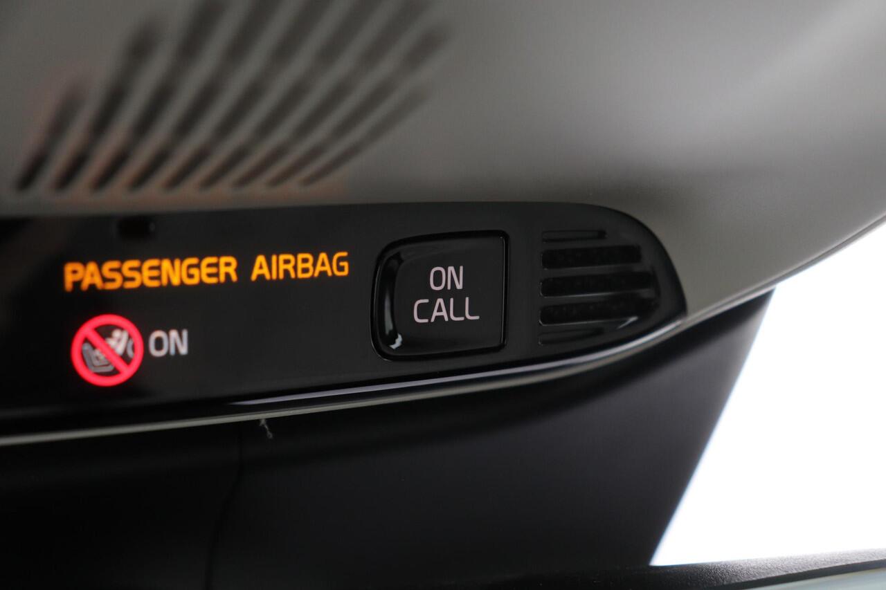 Volvo V60 T4 Inscription | ACC | Stoel+Stuurverwarming | BLIS | Camera | Leder | Apple Carplay