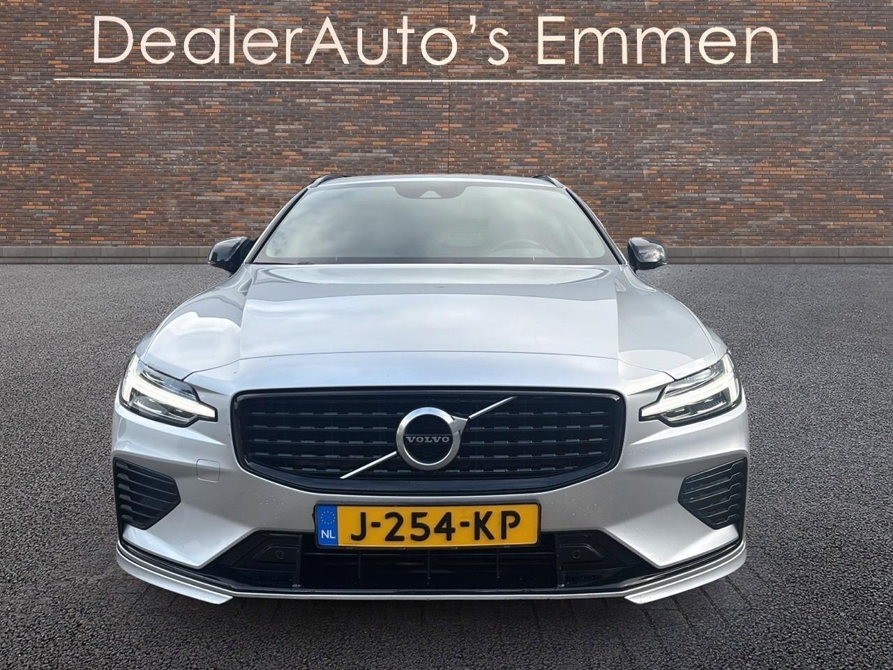 Volvo V60 2.0 T8 AWD R-Design 21"lmv PANODAK LEDER