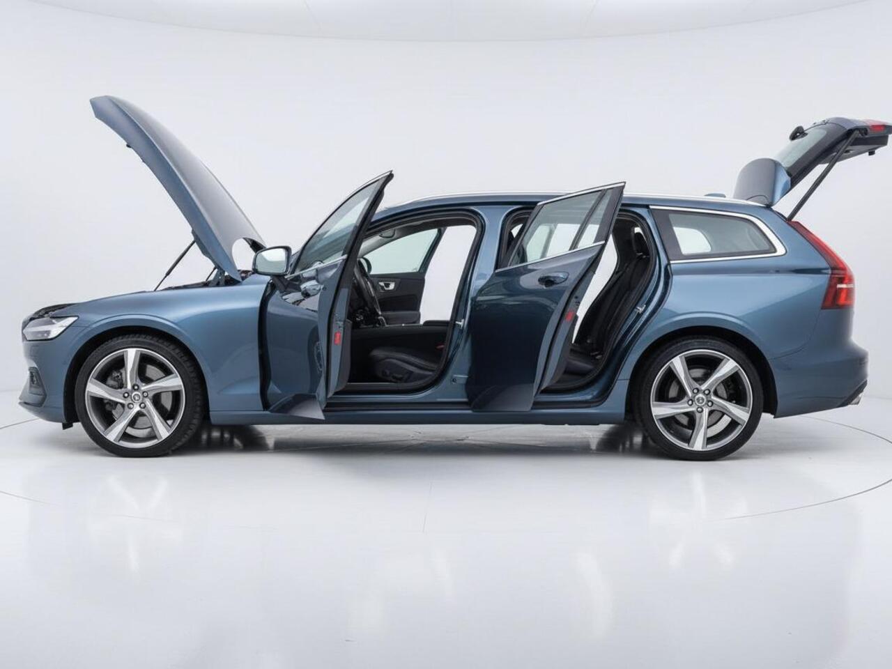 Volvo V60 2.0 B3 Business Pro | Clima | Adapt. Cruise | Apple Carplay/Navi | PDC | IntelliSafe |