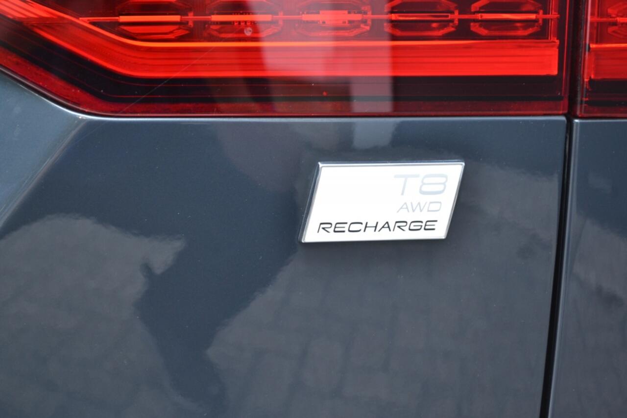 Volvo V60 PHEV 2.0 T8 AWD R. R-Des.