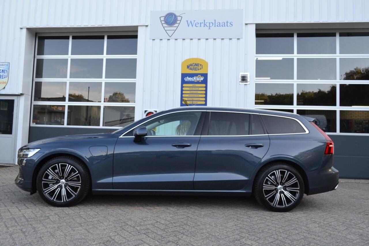 Volvo V60 PHEV 2.0 T8 AWD R. R-Des.