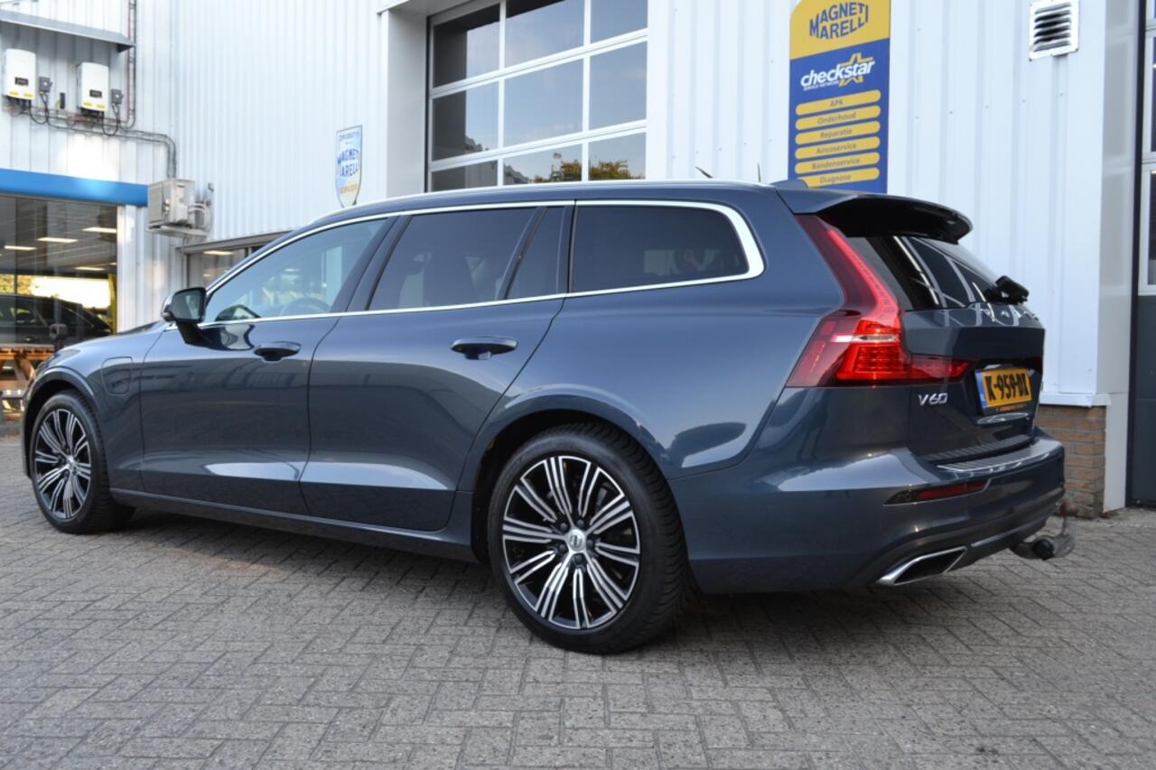 Volvo V60 PHEV 2.0 T8 AWD R. R-Des.