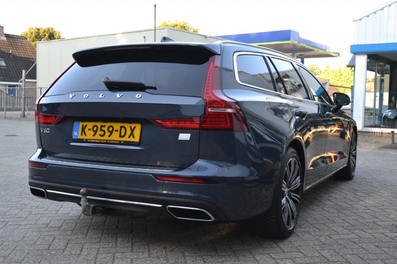 Volvo V60 PHEV 2.0 T8 AWD R. R-Des.