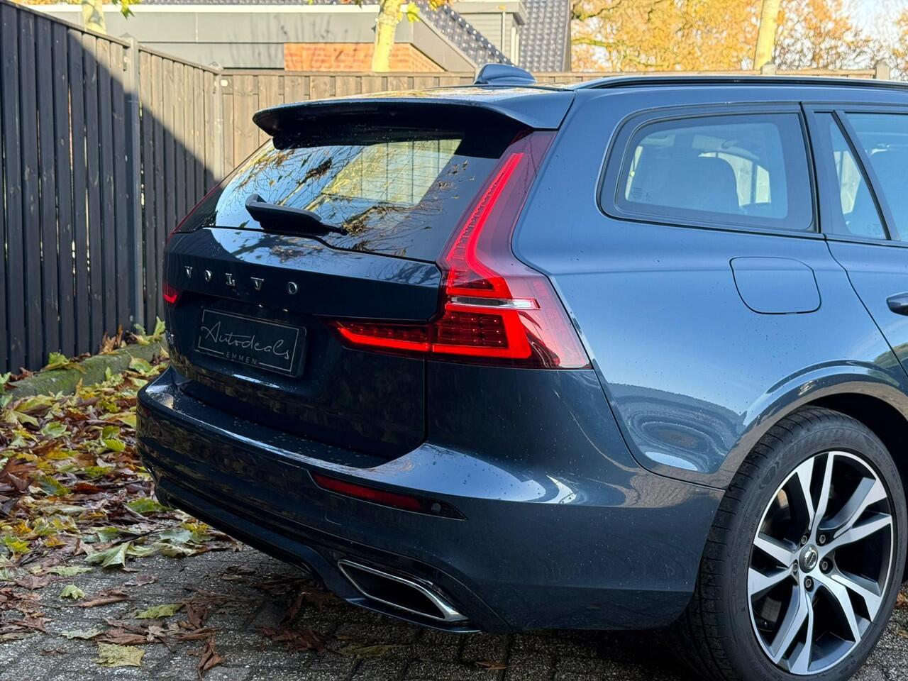 Volvo V60 2.0 T6 Recharge AWD Inscription PANO - H&K - STOELVERWARMING - PHEV