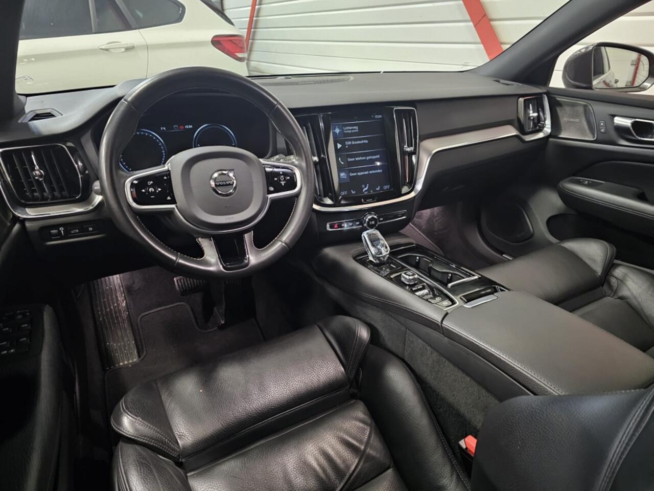 Volvo V60 2.0 T6 AWD | Inscription | Trekhaak | H&K | Schuifdak