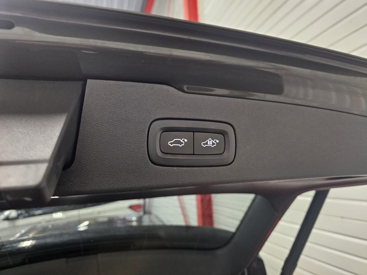 Volvo V60 2.0 T6 AWD | Inscription | Trekhaak | H&K | Schuifdak