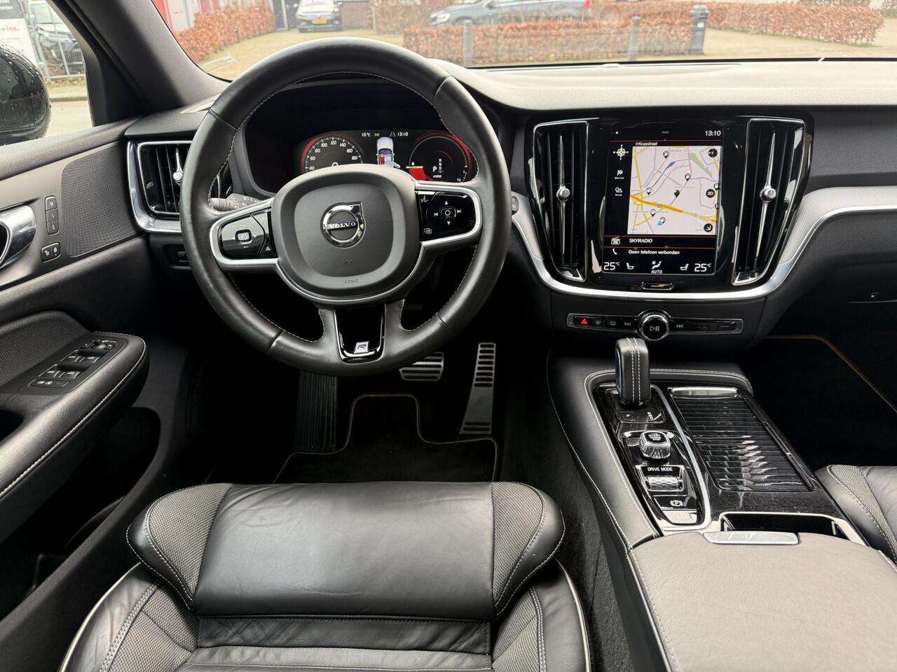 Volvo V60 2.0 T6 340 pk AWD R-Design