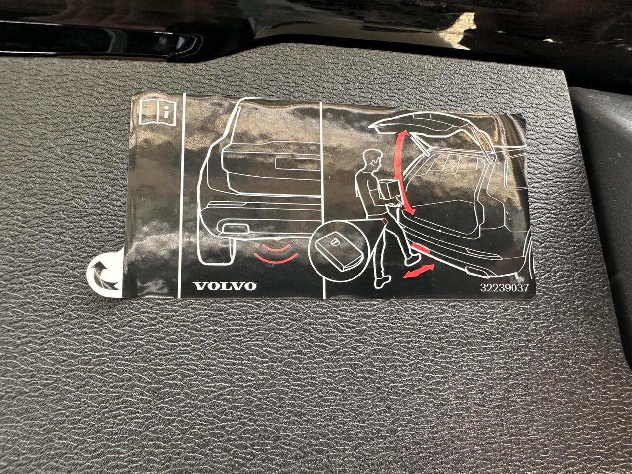 Volvo V60 2.0 T8 Twin Engine AWD R-Design | Pano | 360 Cam | H&K | Luxury Line | HUD | occasion