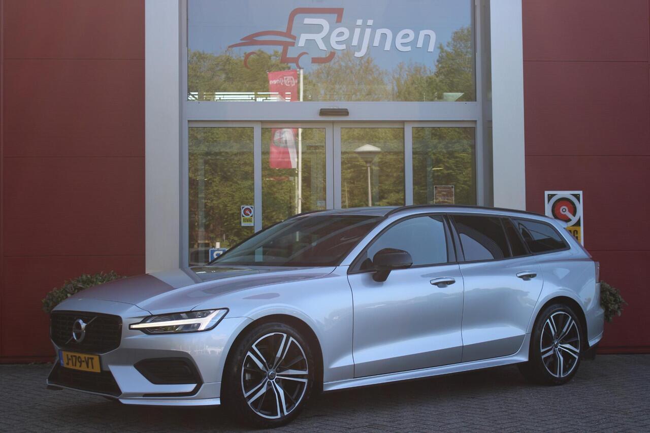 Volvo V60 2.0 B3 177PK Momentum Advantage Sport Pack | MORITZ LEDEREN BEKLEDING KLEUR ZWART MET COMFORTSTOELEN | STOELVERWARMING | STUURVERWARMING | VOORRUITVERWARMING | ACHTERUITRIJCAMERA | PARKEERSENSOREN V+A | EXTRA GETINTE ACHTERRUITEN | ZWARTE R-DESIGN GRILL |