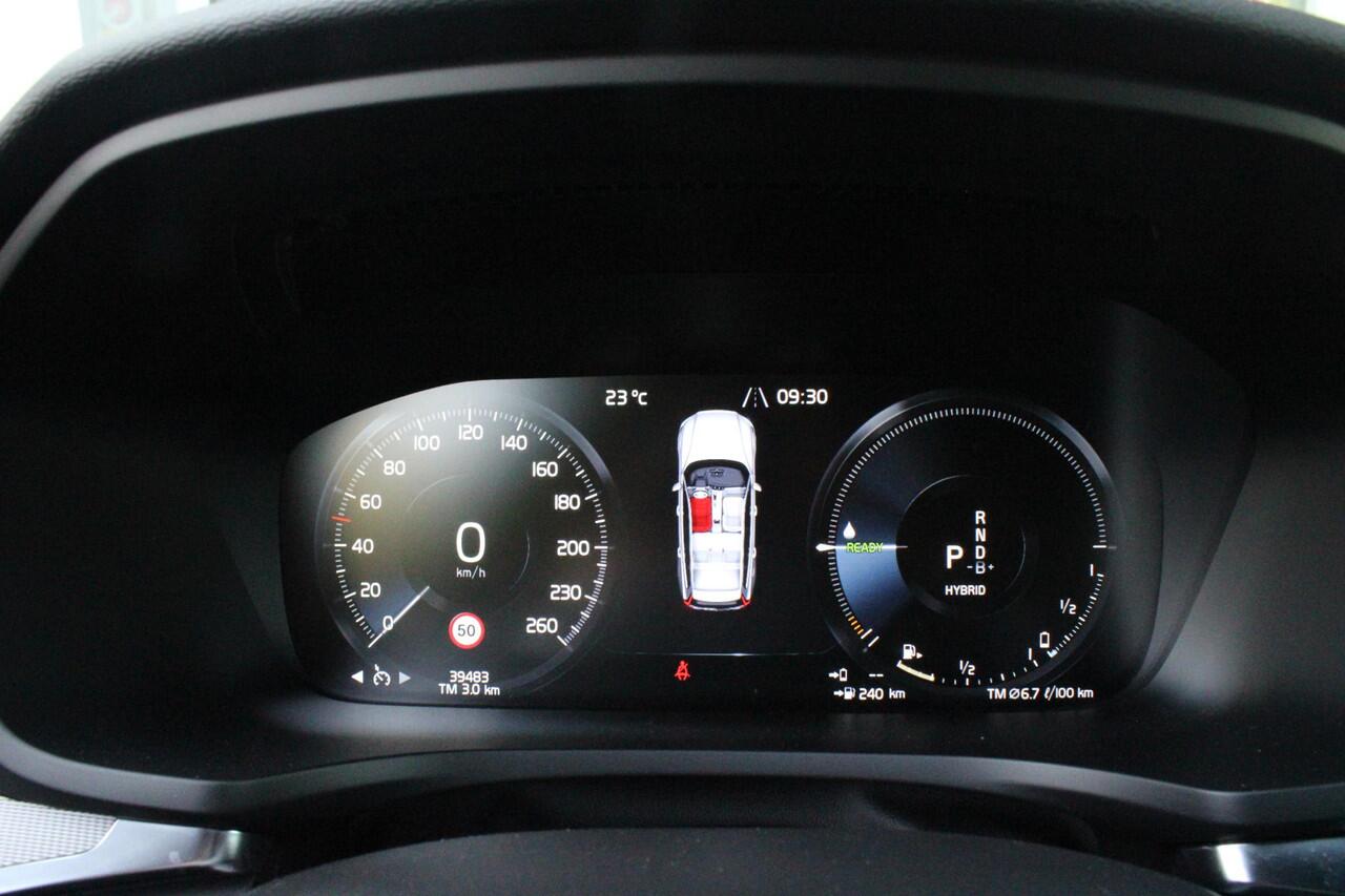 Volvo V60 2.0 T6 RECHARGE 340PK AWD R-DESIGN **NIEUW STAAT ** | ELEKTRISCH BEDIENBARE VOORSTOELEN MET GEHEUGEN OP BESTUURDERSSTOEL | 18" 5-Y SPAAKS MATT BLACK / DIAMOND CUT R-DESIGN WIELEN | HIGH PERFORMANCE SOUND HARMAN KARDON | ADAPTIVE CRUISE CONTROL | ACHTERUI