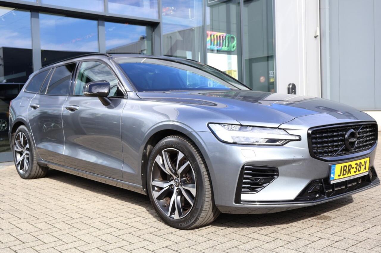 Volvo V60 2.0 T8 AWD R-DESIGN / CAMERA / Memory Seats