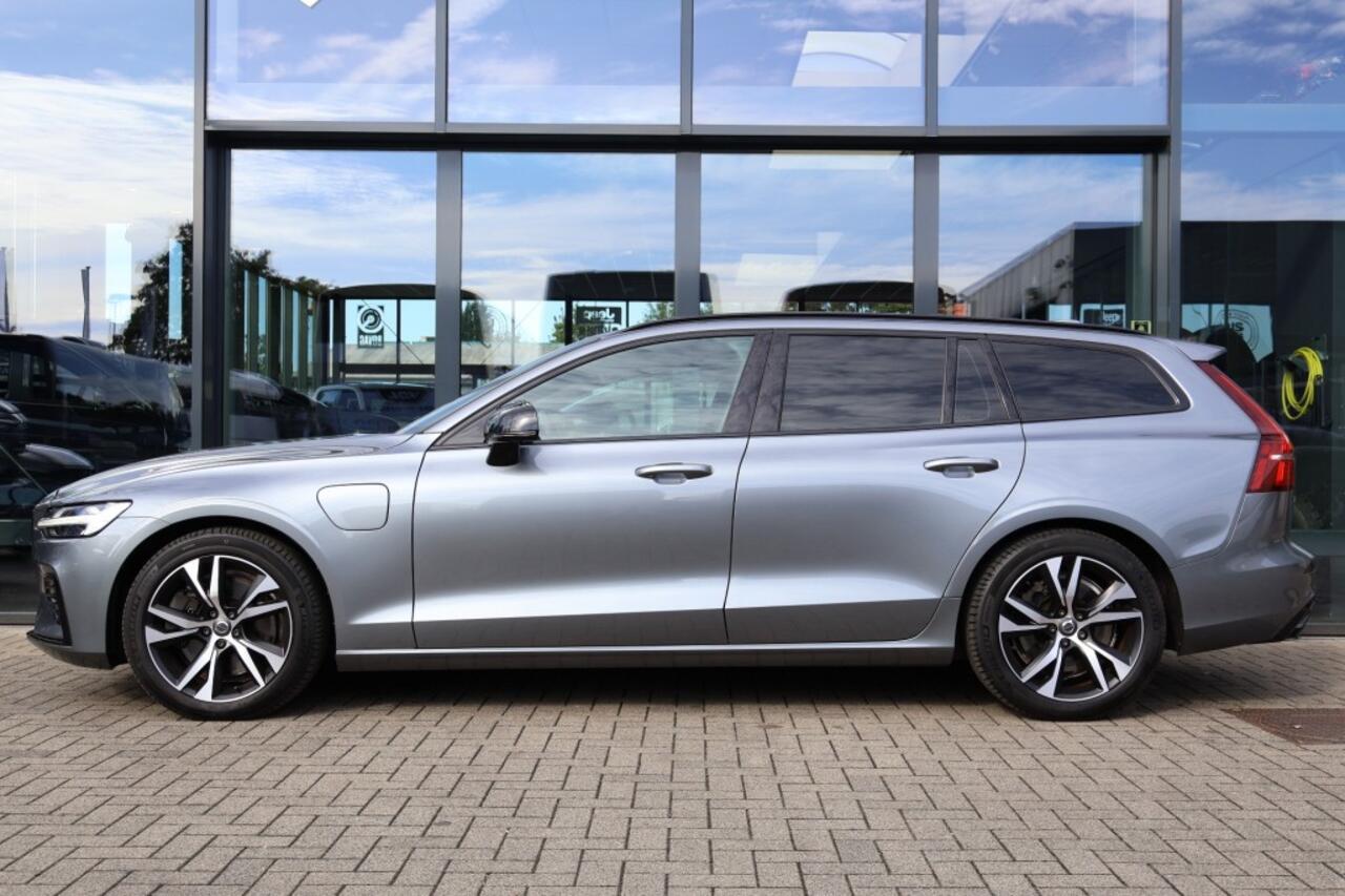Volvo V60 2.0 T8 AWD R-DESIGN / CAMERA / Memory Seats