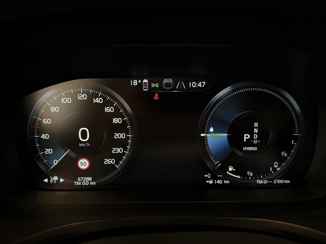 Volvo V60 2.0 T6 Recharge AWD Inscription | Harman/Kardon | Park Assist Pack | Apple Carplay/Android Auto | Elektrisch bedienbaar glazen schuif-/kanteldak