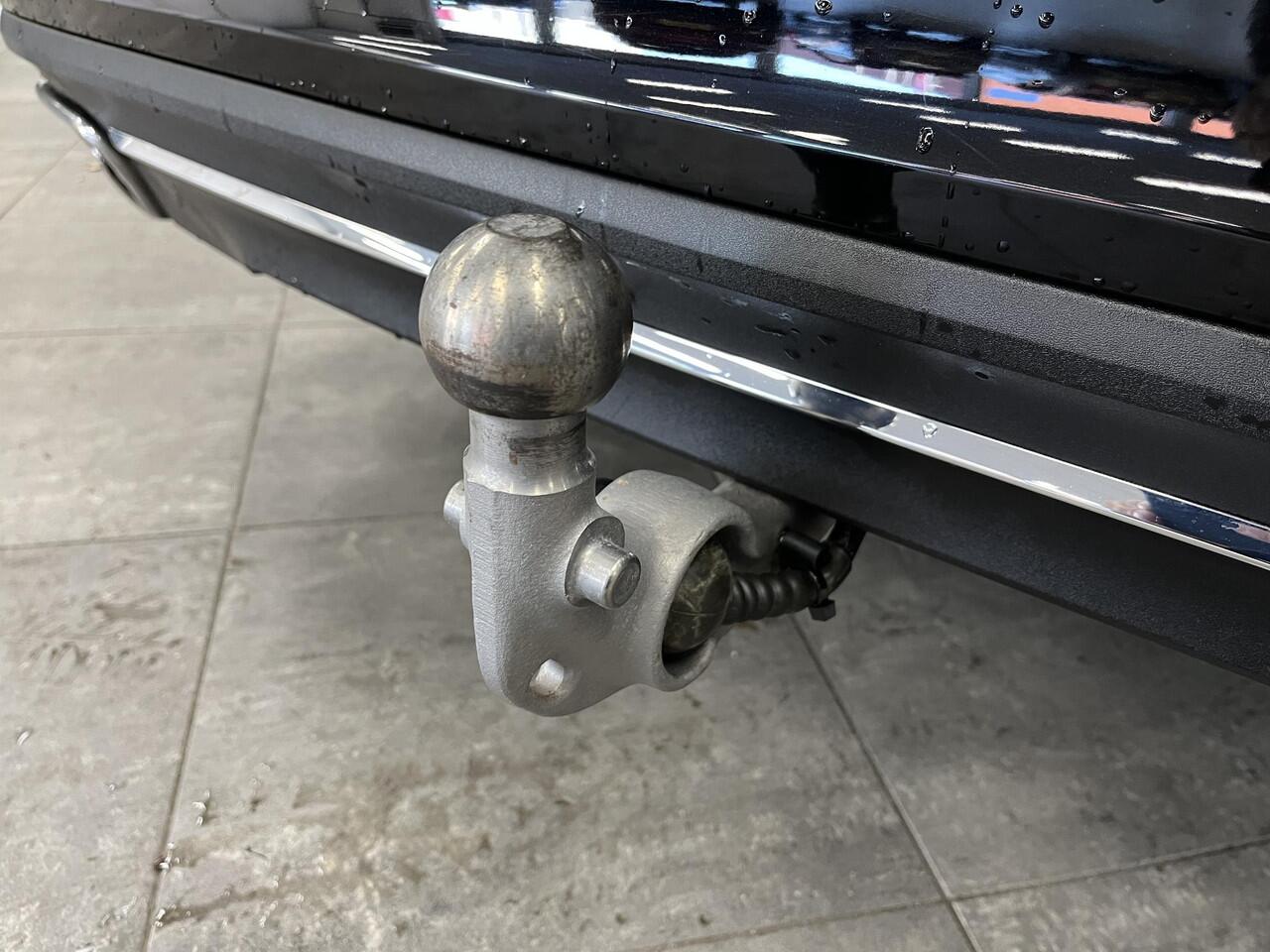 Volvo V60 2.0 B3 Inscription | PANO | TREKHAAK | HARMAN/KARDON | LEDER |