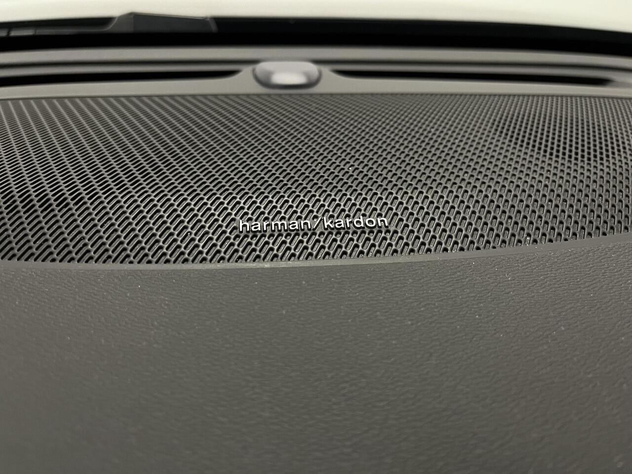 Volvo V60 2.0 B3 Inscription | PANO | TREKHAAK | HARMAN/KARDON | LEDER |