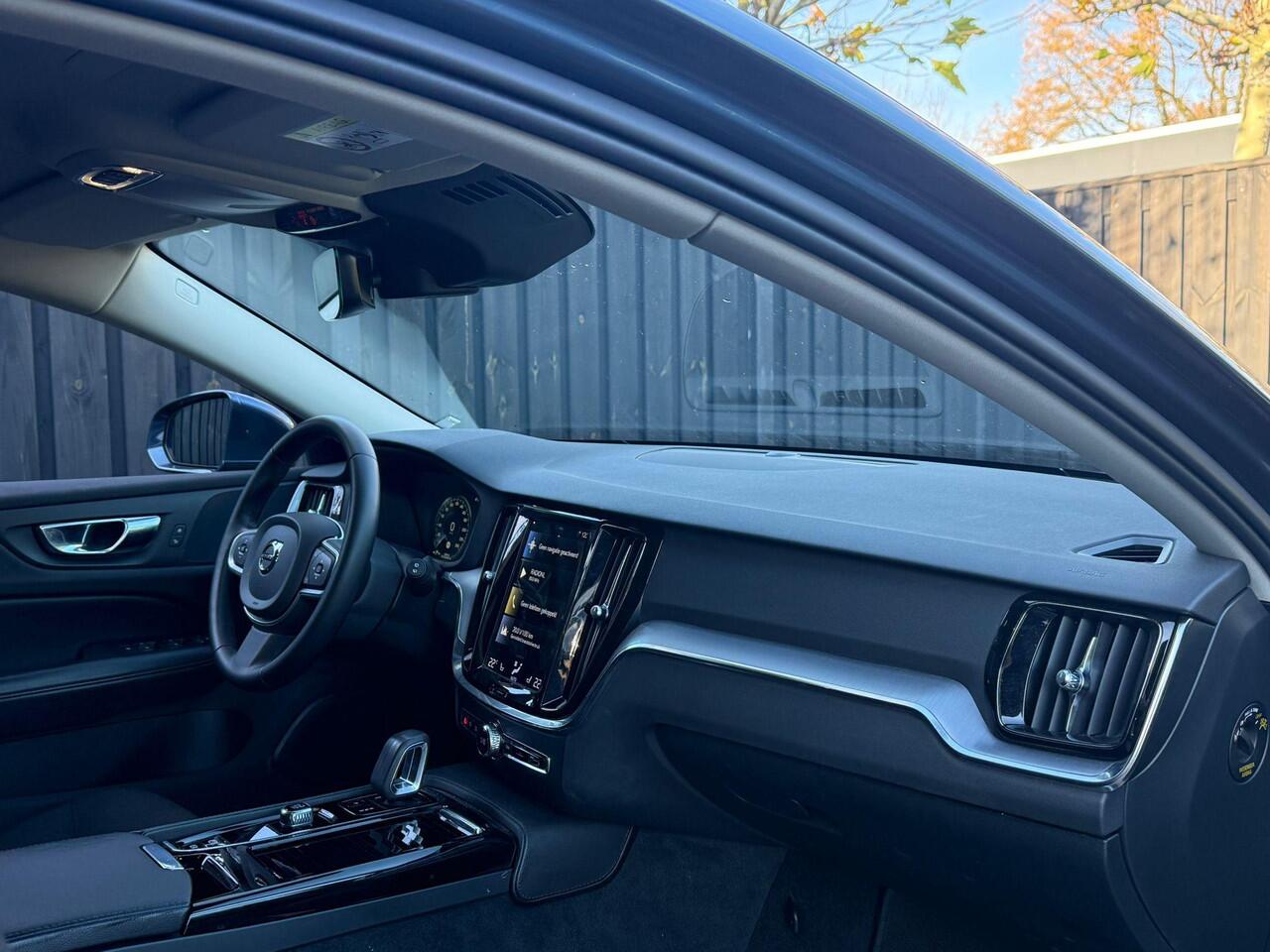 Volvo V60 2.0 T6 Recharge AWD Inscription Expression