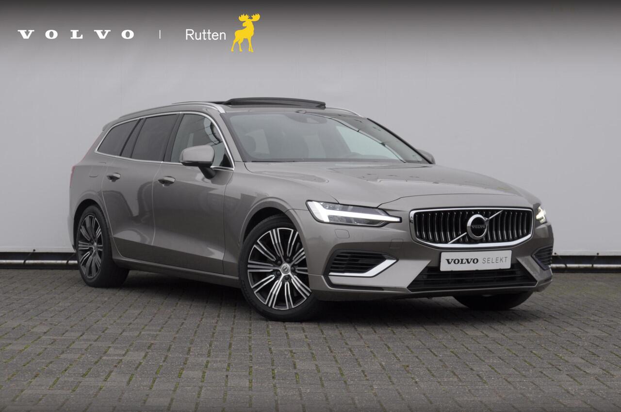 Volvo V60 T6 340PK Automaat Recharge AWD Inscription / Panoramadak / BLIS / Parkeersensoren met camera / Elektrische achterklep / Stoel - en stuurwielverwarming / Getint glas / Adaptieve cruise control