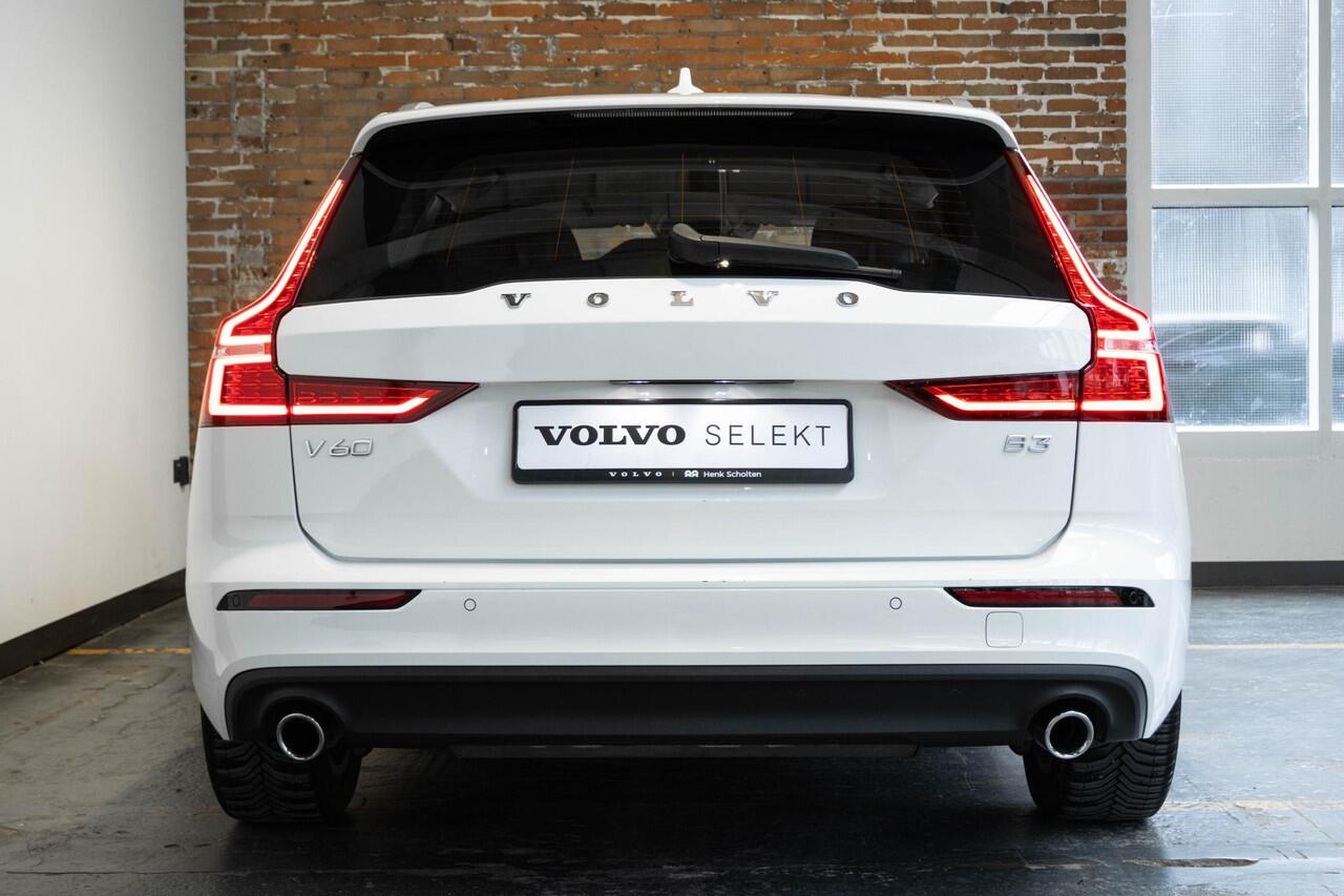 Volvo V60 B3 Automaat Business Pro | Adaptieve Cruise Control Met Pilot Assist | BLIS Dodehoekdetectie | Apple Carplay/Android Auto | Electronic Climate Control | DAB+ | Keyless Entry | Elektrische Achterklep | 17" Lichtmetalen Velgen | Park Assist Achter