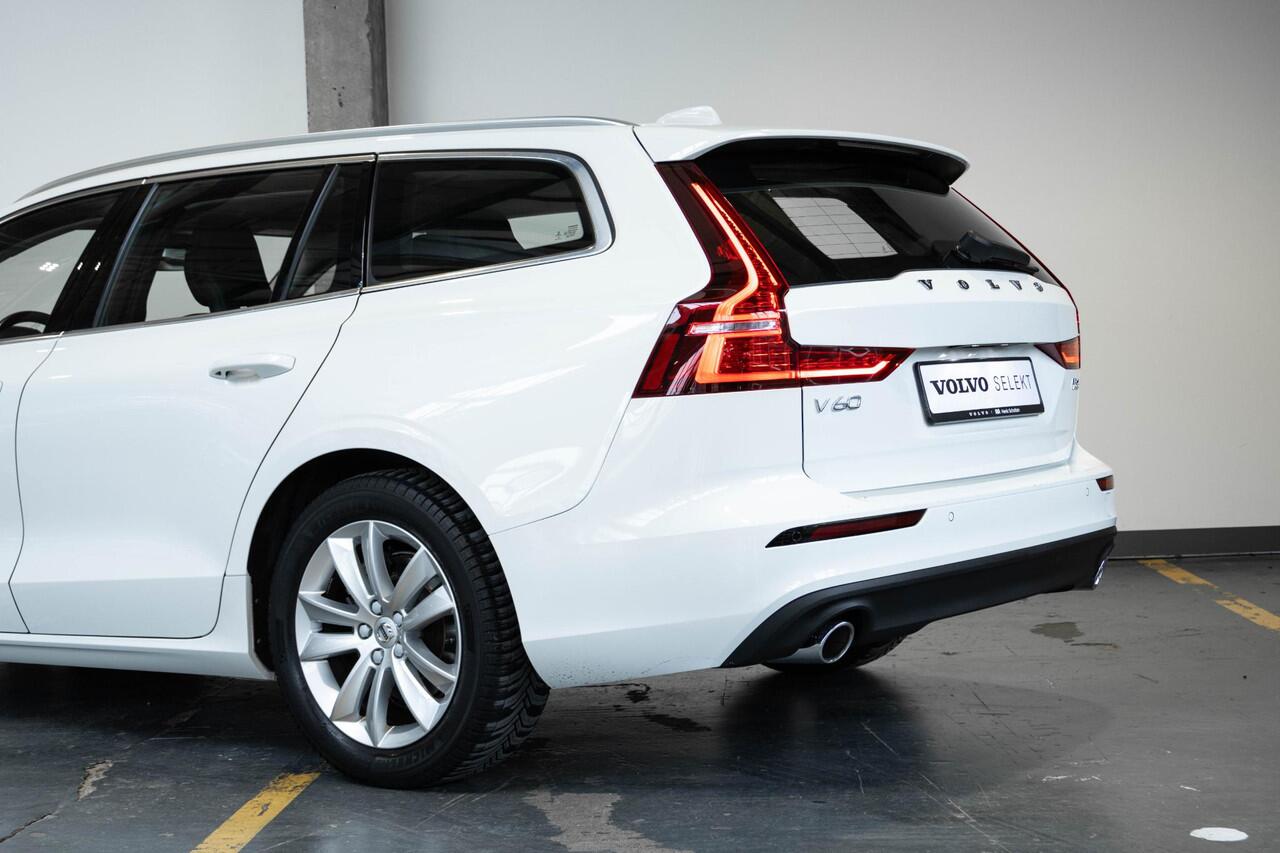 Volvo V60 B3 Automaat Business Pro | Adaptieve Cruise Control Met Pilot Assist | BLIS Dodehoekdetectie | Apple Carplay/Android Auto | Electronic Climate Control | DAB+ | Keyless Entry | Elektrische Achterklep | 17" Lichtmetalen Velgen | Park Assist Achter