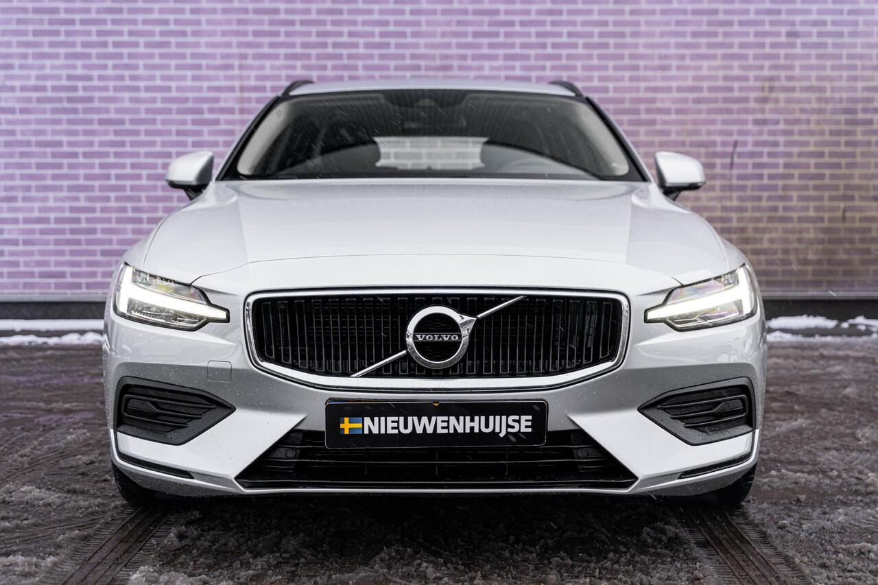 Volvo V60 B3 Core | Cruise Control | Navigatie | Apple CarPlay & Android Auto | Park Assist | LED Koplampen | 2 Zone Climate Control | 17" LM |