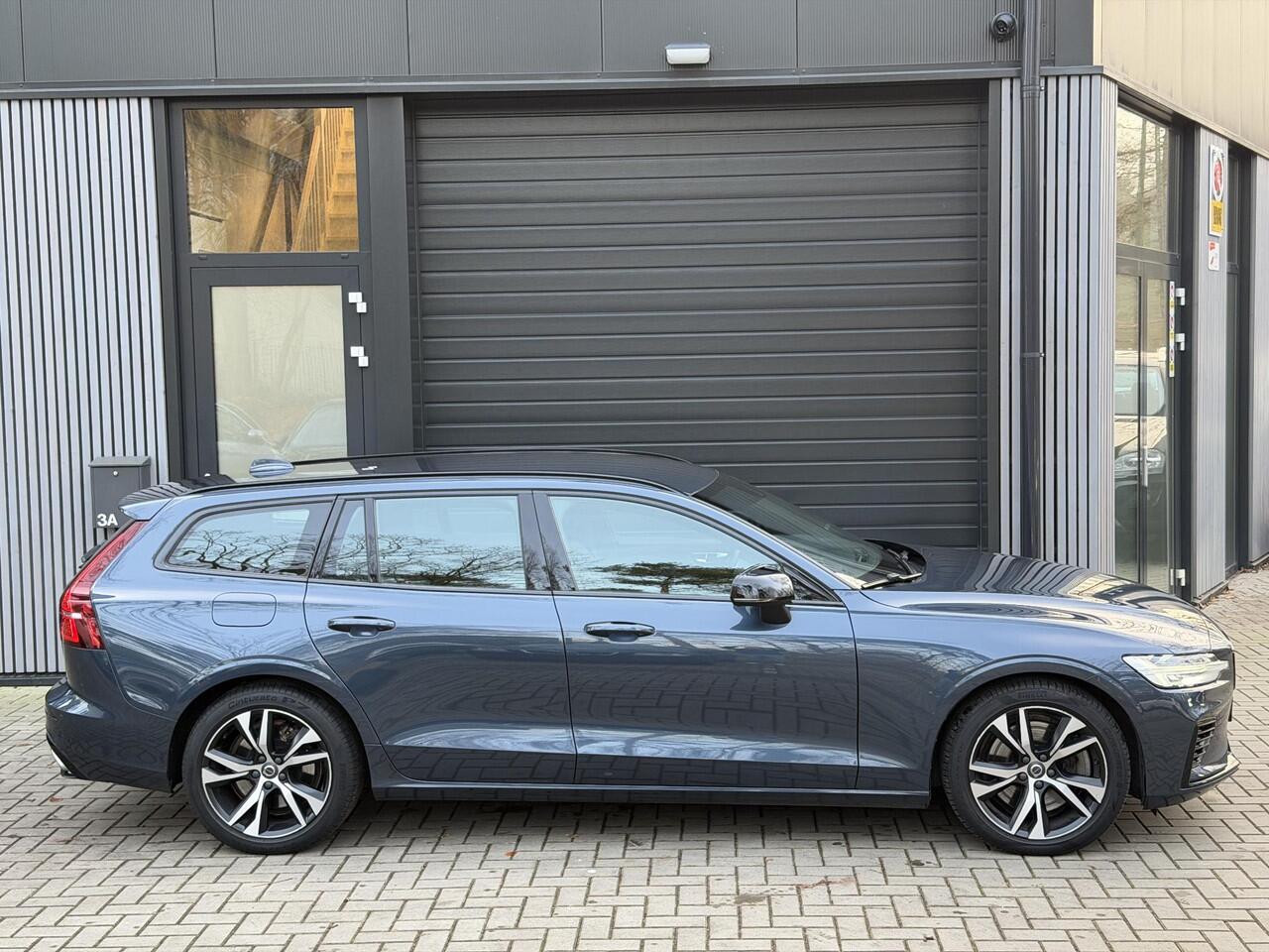 Volvo V60 2.0 T6 Recharge AWD R-Design