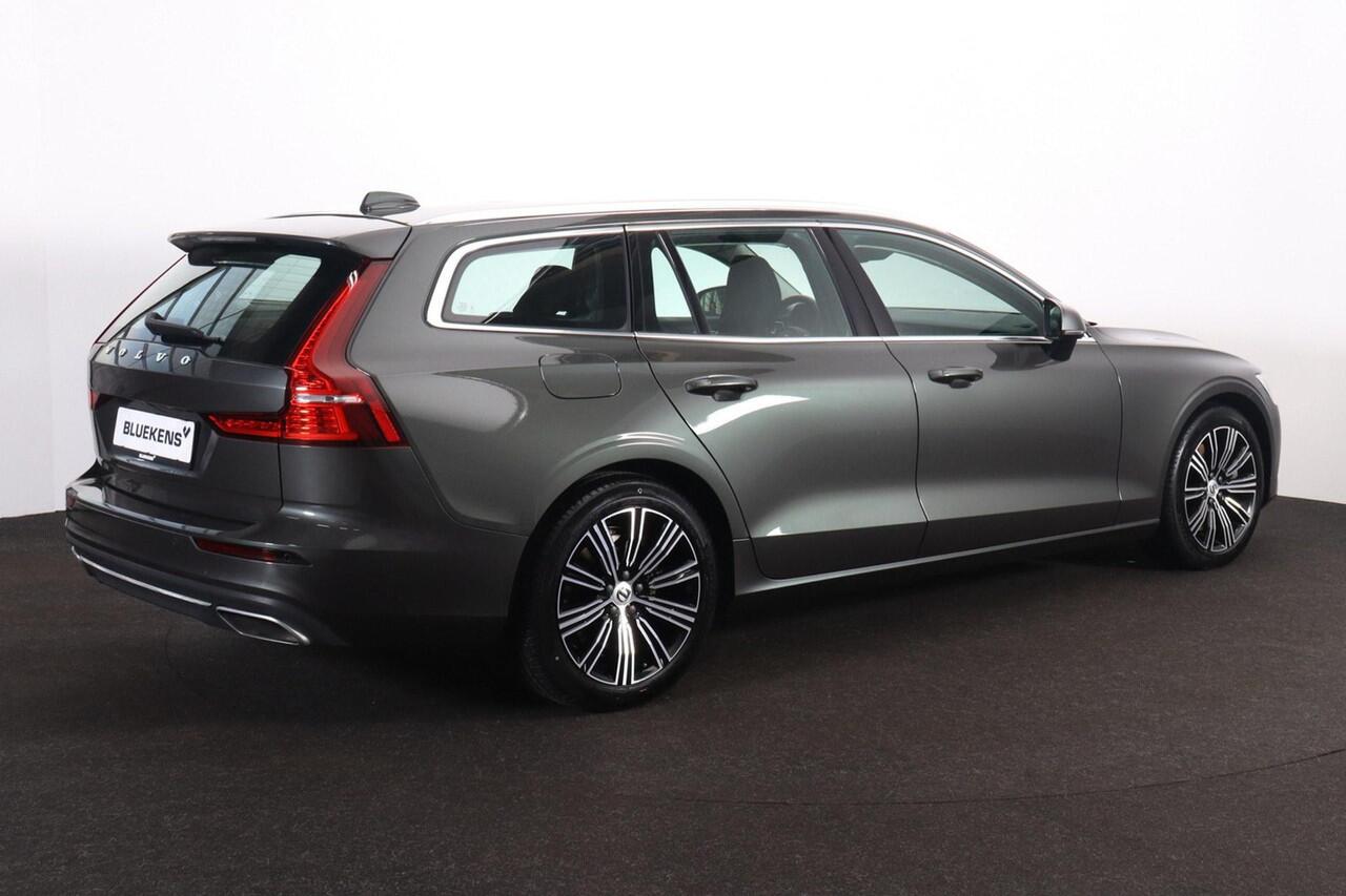 Volvo V60 T6 Recharge AWD Inscription - IntelliSafe Assist - Parkeercamera achter - Parkeersensoren voor & achter - Elektr. bedienb. bestuurdersstoel met geheugen - High Performance audio - 18' LMV