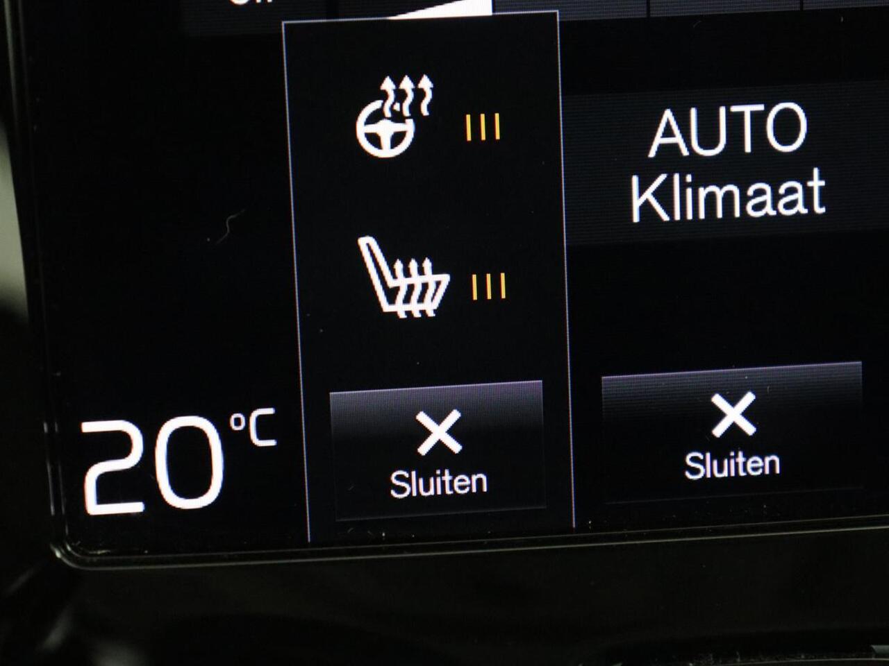 Volvo V60 2.0 T8 Recharge AWD Inscription | Panoramadak | Trekhaak | Stoel & stuurverwarming | Carplay | Harman/Kardon | Navigatie | Achterbankverwarming | Cruise control | PHEV | Plug In