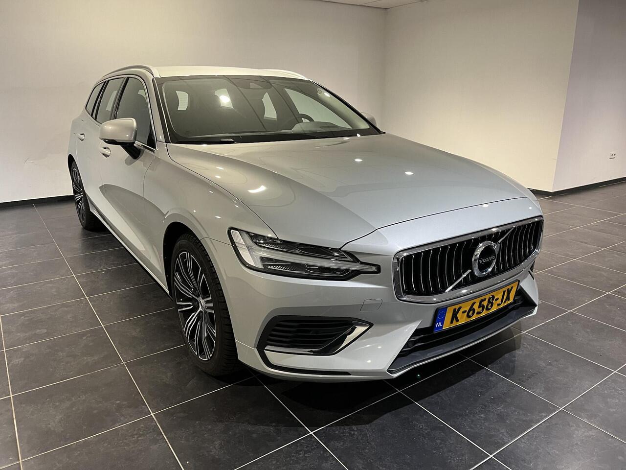 Volvo V60 2.0 T6 Recharge AWD Business Pro Trekhaak | Adaptieve cruise control |