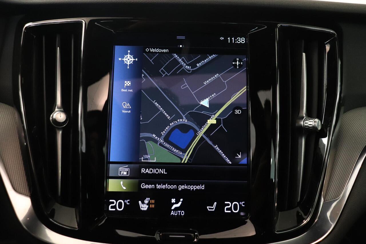 Volvo V60 2.0 B4 R-Design | Panoramadak | Harman Kardon | Camera | Stuur & Stoelverwarming |