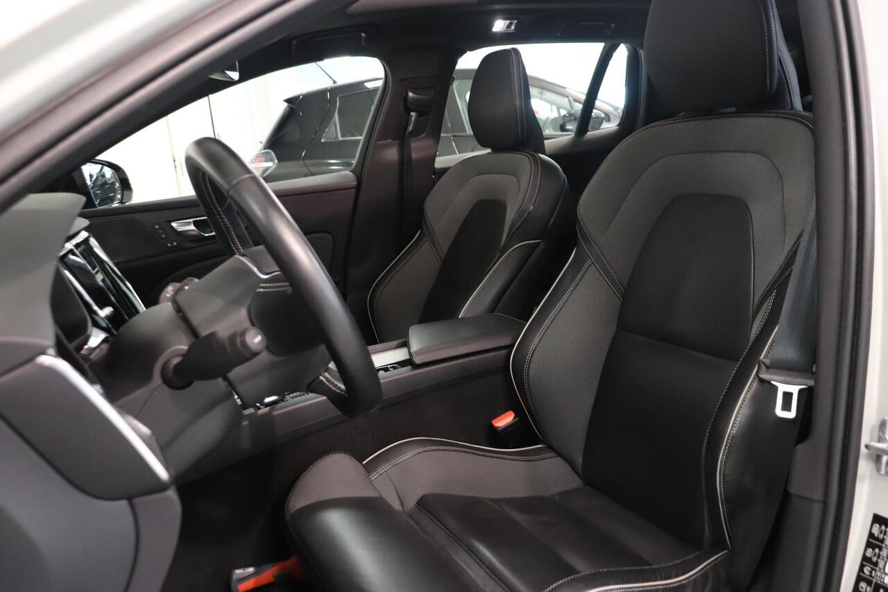 Volvo V60 2.0 B4 R-Design | Panoramadak | Harman Kardon | Camera | Stuur & Stoelverwarming |