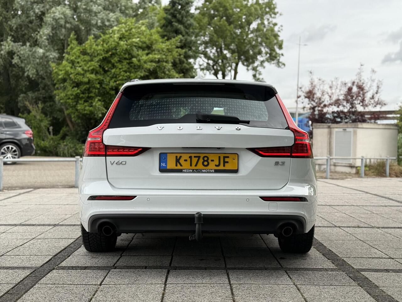 Volvo V60 2.0 B3 Aut. 163pk MHEV Momentum | Trekhaak | Navi | LED | Camera | LMV |