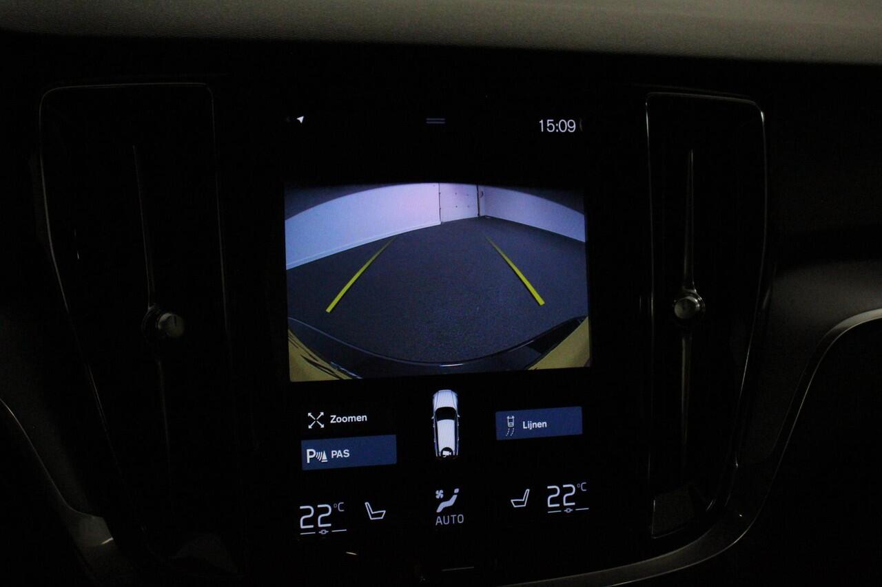 Volvo V60 2.0 T6 Recharge AWD R-Design | Navigatie | Harman Kardon | Camera | Adaptive Cruise Control | 19 Inch Lichtmetalen Velgen |