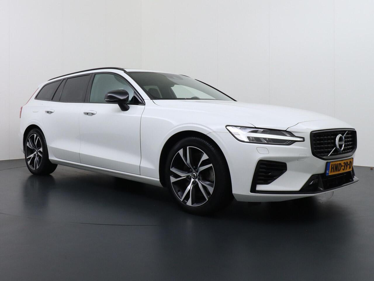 Volvo V60 2.0 T6 Recharge AWD R-Design LongRange/Panodak/Camera/Headup etc.