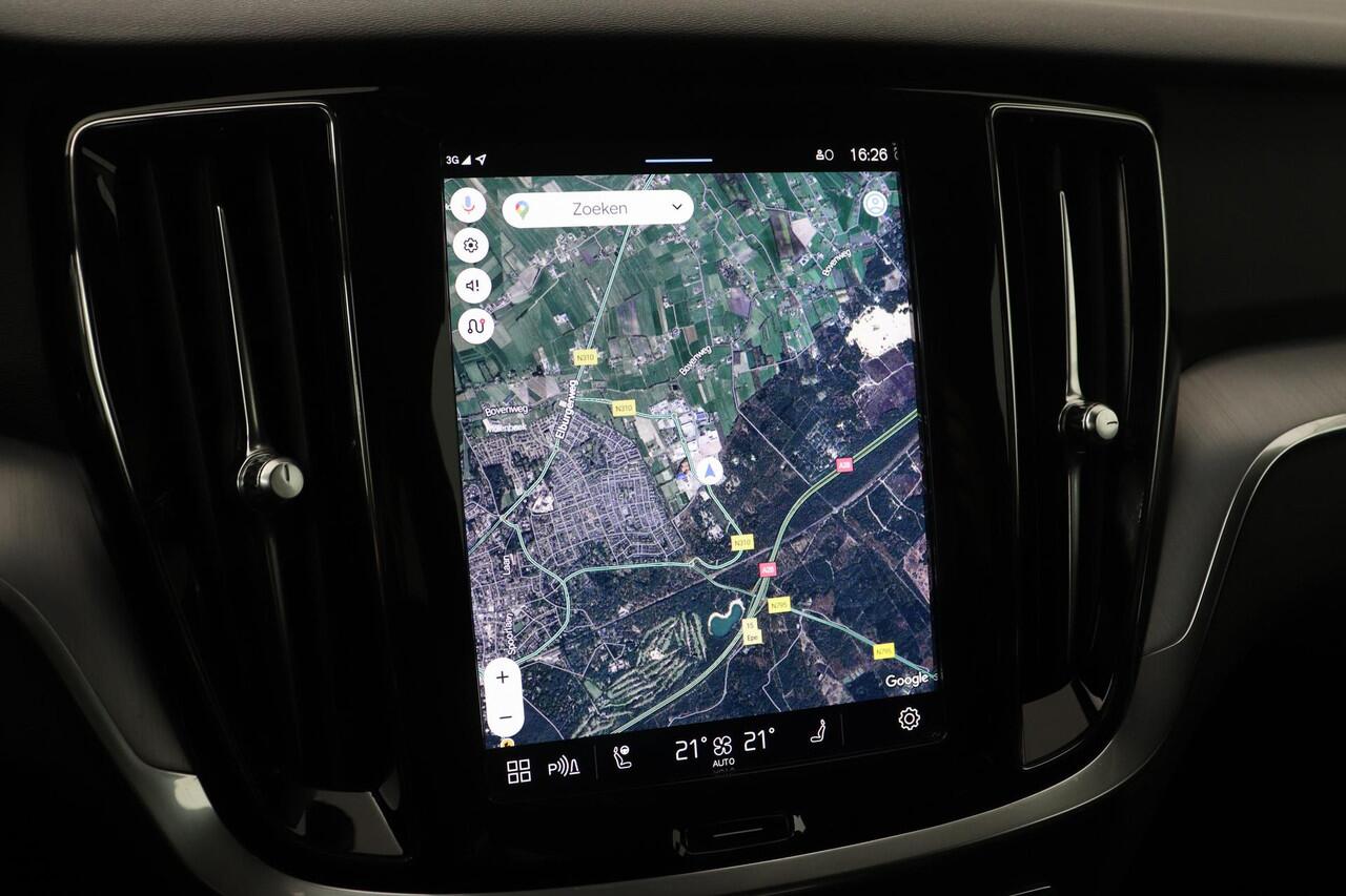 Volvo V60 B3 | ACC | BLIS | Keyless | Stoel+Stuurverwarming | 19 Inch | Getint Glas