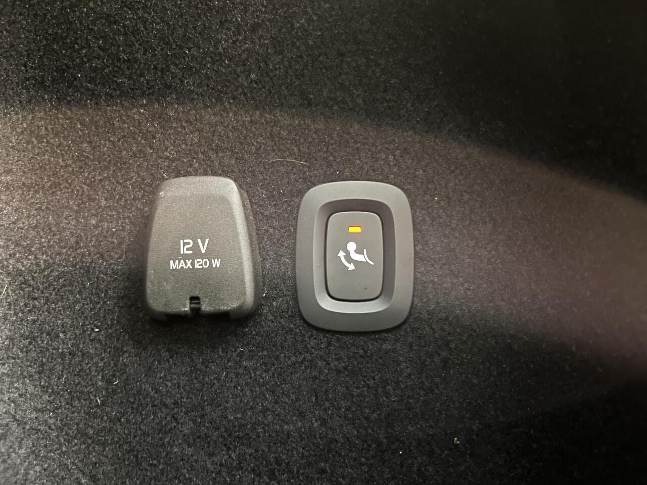 Volvo V60 2.0 B4 R-Design | TREKHAAK | LEDER | CARPLAY | CAMERA | 1e-EIG |