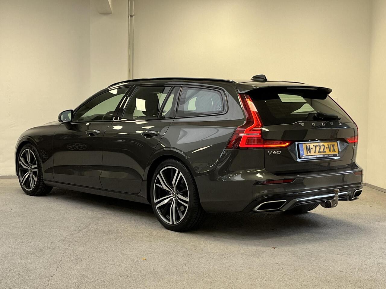 Volvo V60 2.0 B4 R-Design | TREKHAAK | LEDER | CARPLAY | CAMERA | 1e-EIG |