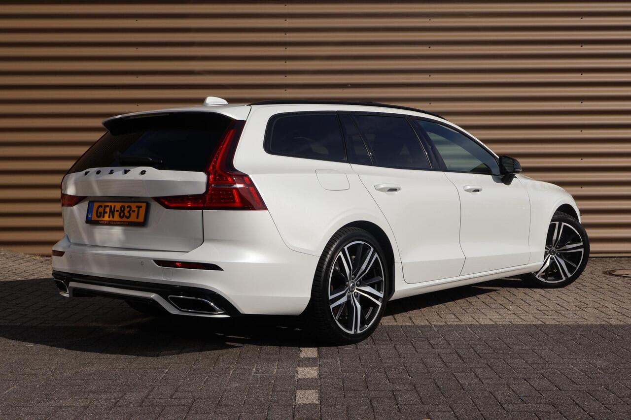Volvo V60 2.0 T6 Plug-in hybrid AWD Ultimate Dark LONG RANGE